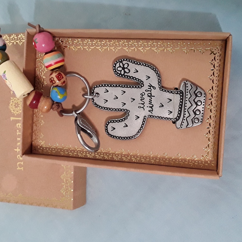 Pewter cactus keychain/purse decor - Picture 2 of 2